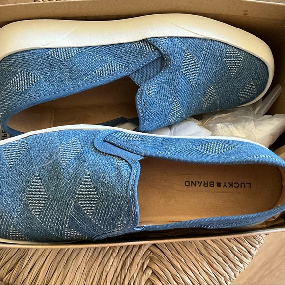 BRAND NEW IN BOX SIZE 8 DENIM LUCKY BRAND GIMMONY - Picture 3 of 6